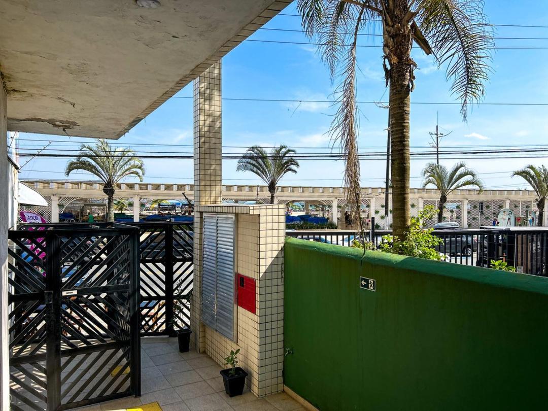 Otimo Loft Pe Na Areia Na Praia Da Guilhermina Sp Apartman Praia Grande  Kültér fotó